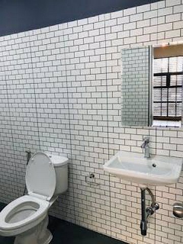 ให้เช่าทาวน์โฮม-2ชั้น-ซอยประชาอุทิศ12-ใกล้สำนักงานเขตห้วยขวาง-2-นอน-3น้ำ-1-โถงใหญ่-28000ต่อเดือ