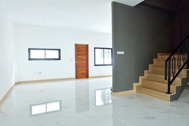 ขาย-โฮมออฟฟิศ-ใหม่-ใจกลางเมือง-ใกล้-bts-อ่อนนุช-3-ชั้น-38-ตรว-350-ตรม-9900000-บาท