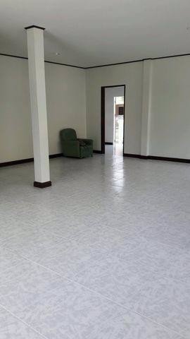 ให้เช่าบ้านเดี่ยว-2ชั้น-โครงการมัณฑนา-ศรีนครินทร์-บางนา-เนื้อที่-185-ตรว-4นอน-3น้ำ-70000-บาทต่อเ