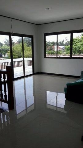 ให้เช่าบ้านเดี่ยว-2ชั้น-โครงการมัณฑนา-ศรีนครินทร์-บางนา-เนื้อที่-185-ตรว-4นอน-3น้ำ-70000-บาทต่อเ