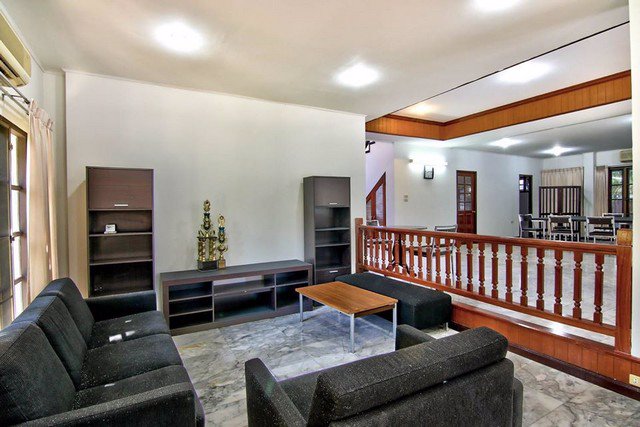 บ้านให้เช่าบ้านเดียว-ลดาวัลย์ศรีนครินทร์-เนื้อที่-1-ไร่-พื้นที่-500-ตรม5-ห้องนอน-5-ห้องน้ำ-65000