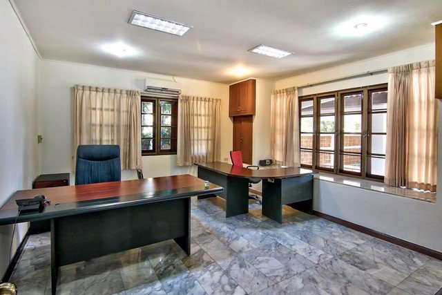 บ้านให้เช่าบ้านเดียว-ลดาวัลย์ศรีนครินทร์-เนื้อที่-1-ไร่-พื้นที่-500-ตรม5-ห้องนอน-5-ห้องน้ำ-65000