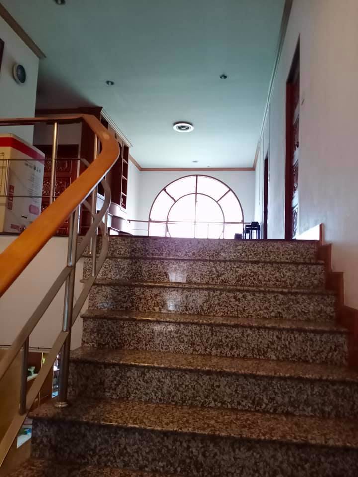 ให้เช่าบ้านเดียว2ชั้น-ติด-ถนนกาญจนาภิเษก-มีหลังเดียว-5นอน-4น้ำ-35000-ต่อเดือน