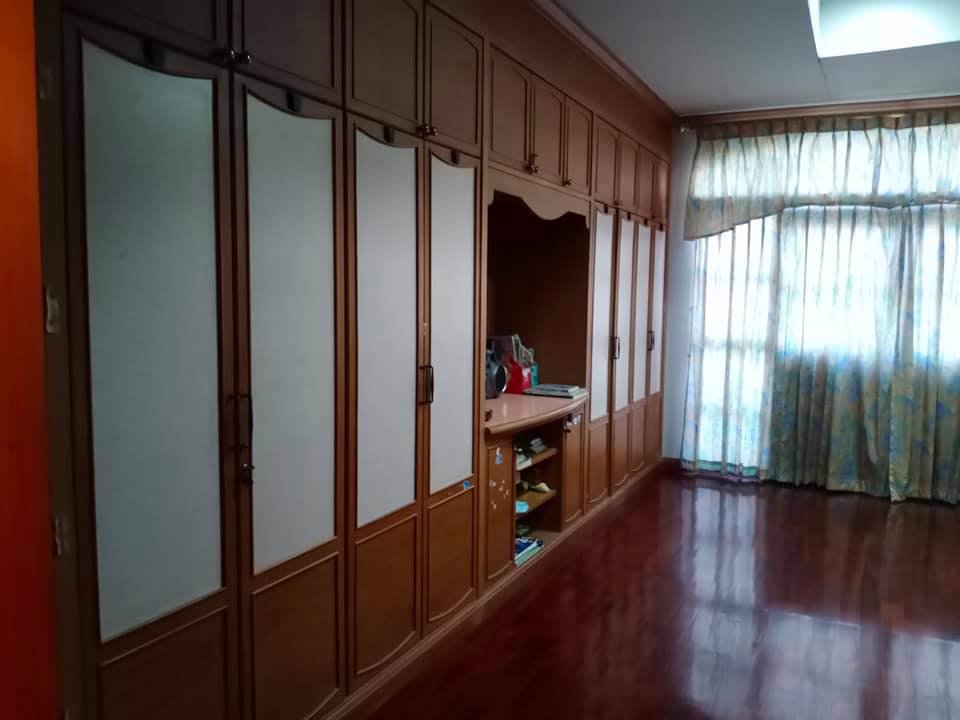 ให้เช่าบ้านเดียว2ชั้น-ติด-ถนนกาญจนาภิเษก-มีหลังเดียว-5นอน-4น้ำ-35000-ต่อเดือน