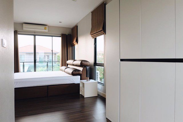 เช่าบ้านเดี่ยว2-ชั้นในหมู่บ้านฮาบิเทีย-พาร์ค-เทียนทะเล28-แขวงแสมดำ-100ตรว-149ตรม-3นอน-3น้ำ-25000