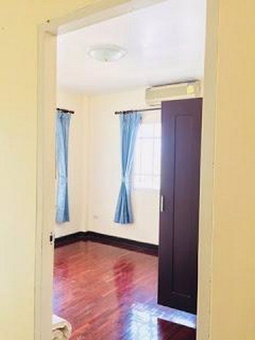 ให้เช่าบ้านเดี่ยว-2ชั้น-หมู่บ้านนลินวิลล์-4-หลังมุม-ซอย-เคหะร่มเกล้า-82-พื้นที่-52-ตรว-3นอน-2-น้ำ