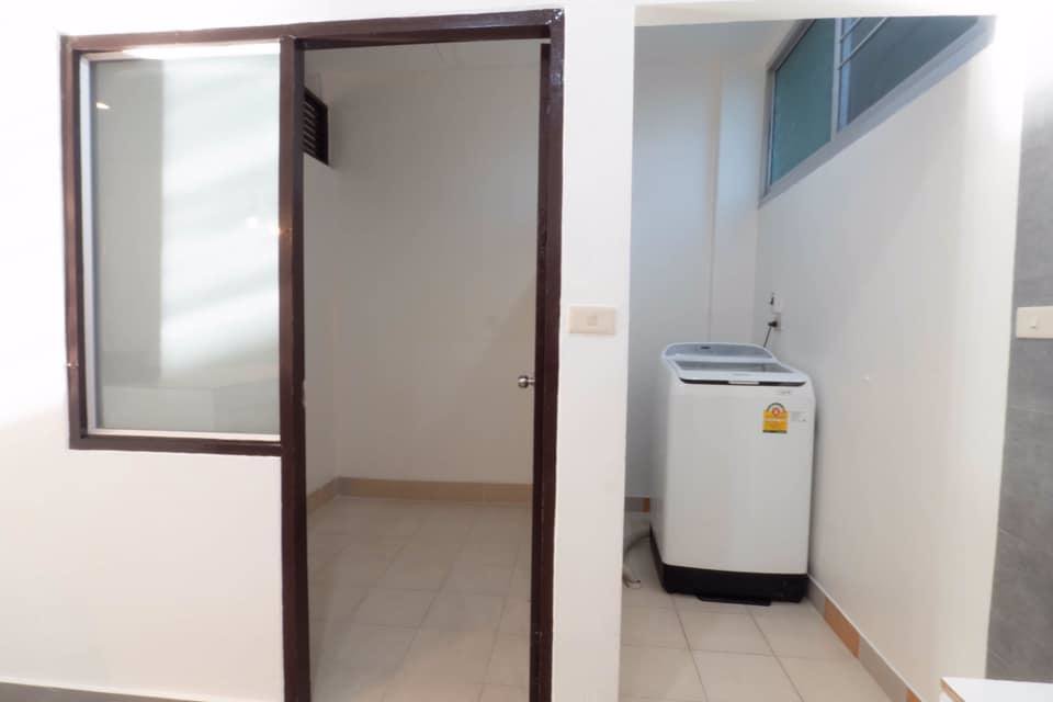 ให้เช่าทาวน์โฮม-3-ชั้นซอยทองหล่อ36-ใกล้btsทองหล่อใกล้ถนนพระราม4-เนื้อที่-30ตรว-3-นอน-4-น้ำ-ราคาเช