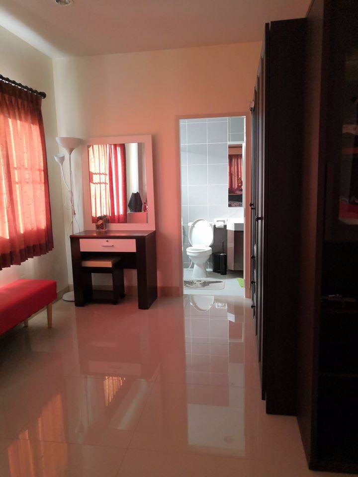 ให้เช่าบ้านเดี่ยว-หมู่บ้าน-vista-ville-3-c-2ชั้น-3นอน-3น้ำ-ลำลูกกา-ใกล้สนามบินดอนเมือง-25000-บาท