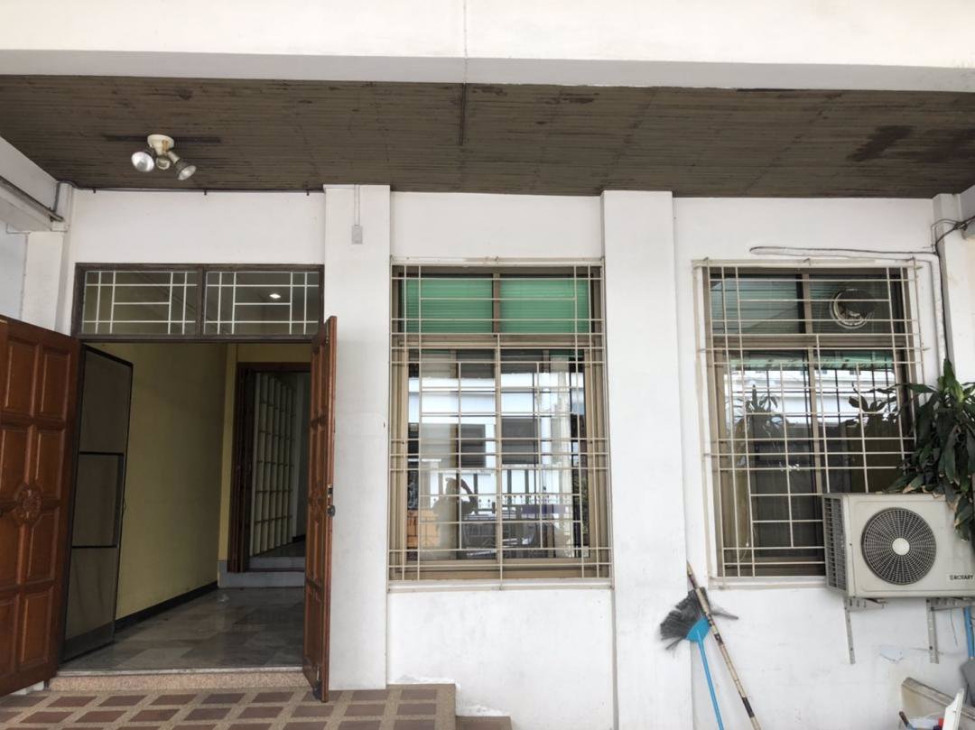 ให้เช่าทาวน์โฮม-4ชั้น-หมู่บ้านศรีวรา-ซอยทาวน์อินทาวน์-เขตวังทองหลาง-ใกล้เลียบด่วน-4นอน-5น้ำ-2