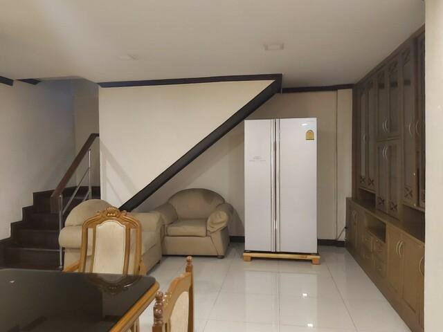 ให้เช่าทาวเฮ้าส์-2-ชั้น-พื้นที่-200-ตรม-4-นอน-3น้ำ-ซ-สุขุมวิท-26-ตกแต่งสวยพร้อมอยู่-ใกล้btsพร้อม