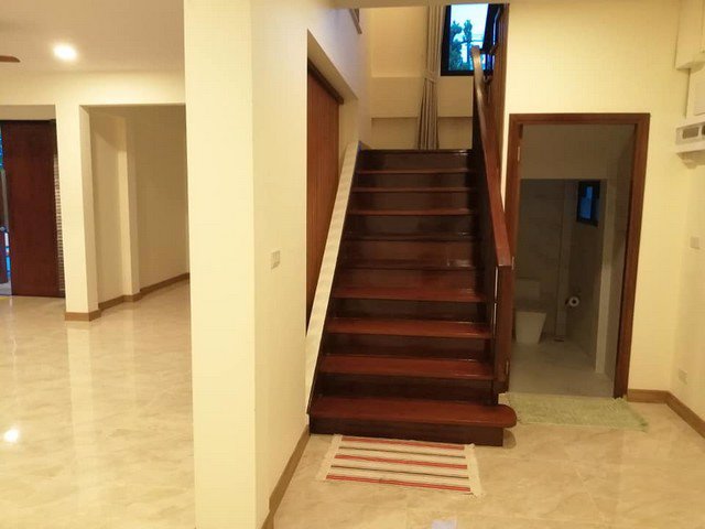 ให้เช่าบ้านเดียว-ใจกลางเมือง-ใกล้-ถนนสีลม-436-ตรม-3-นอน-3-น้ำ-120000ต่อเดือน