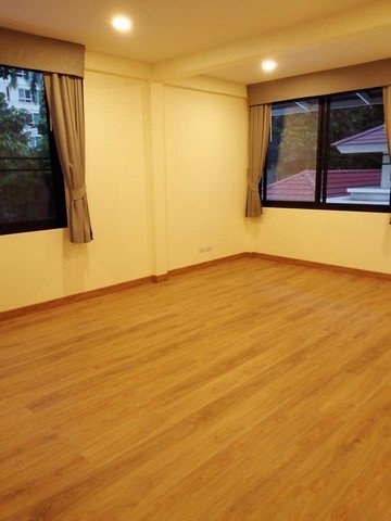 ให้เช่าบ้านเดียว-ใจกลางเมือง-ใกล้-ถนนสีลม-436-ตรม-3-นอน-3-น้ำ-120000ต่อเดือน