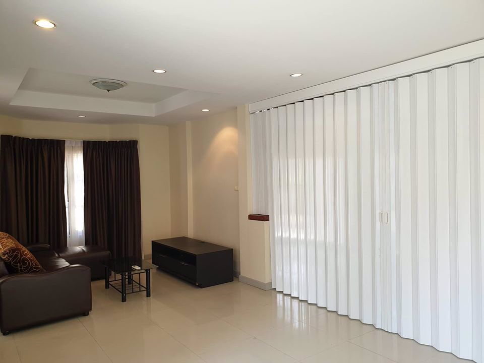 ให้เช่าบ้านเดี่ยว-ชวนชื่น-แคราย-2ชั้น-60ตรว-250ตรม-3นอน-3น้ำ-สภาพดีตกแต่งใหม่-25000ต่อเดือน