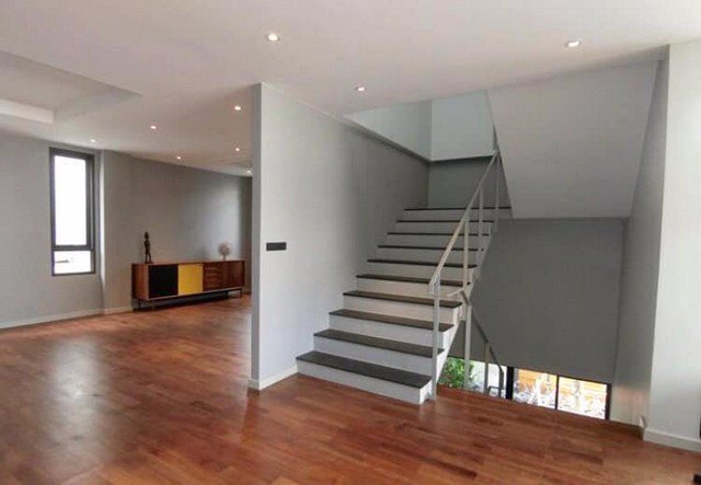 ขายบ้าน-ซอยประดิษฐ์มนูธรรม-เนื้อที-59ตรว-300-ตรม-3ห้องนอน-4ห้องน้ำ-จอดรถ-3-คัน-ราคา-22900000บาท