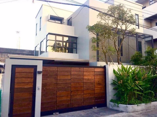 ขายบ้าน-ซอยประดิษฐ์มนูธรรม-เนื้อที-59ตรว-300-ตรม-3ห้องนอน-4ห้องน้ำ-จอดรถ-3-คัน-ราคา-22900000บาท