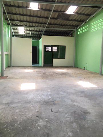 ทาวน์เฮาส์-2-ชั้น-ให้เช่า-หมู่บ้านอยู่เจริญ-ใกล้-mrtสุธิสาร-2นอน-2น้ำที่-จอดรถ-1-คัน-25000-บาท