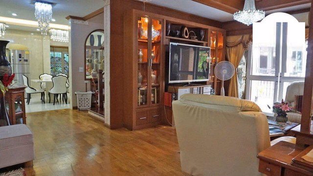 บ้านเดี่ยว-ขาย-2หลังติด-หมู่บ้านกรองทองพาวิลเลี่ยน-2ชั้น-193ตรว-460ตรม-6นอน-6น้ำ-จอดรถ-4คัน-ขาย