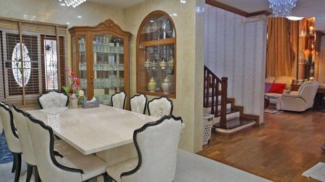 บ้านเดี่ยว-ขาย-2หลังติด-หมู่บ้านกรองทองพาวิลเลี่ยน-2ชั้น-193ตรว-460ตรม-6นอน-6น้ำ-จอดรถ-4คัน-ขาย