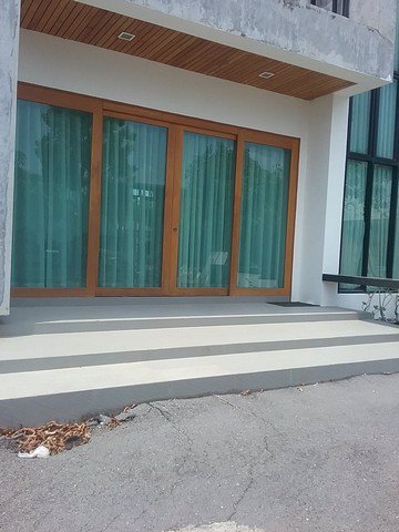 ขายบ้านเดี่ยวพร้อมโอน-บนเนื้อที่1ไร่-6นอน-5น้ำ-2ครัว-มีพื้นที่ใช้สอย-400ตรม-18ล้าน