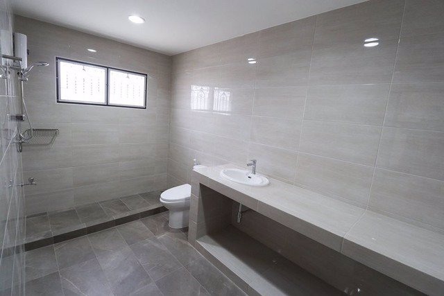 บ้านเดี่ยวให้เช่า-ซอย-รามคำแห่ง-36-1บ้านrenovateใหม่-103-ตรว-5นอน-5น้ำ-1ครัว-จอดรถ-2คัน-30000ต่อเด