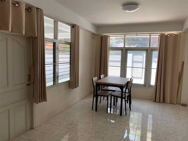 บ้านเดี่ยวให้เช่าซอยวัฒนานิเวศน์-7-สามเสนนอก-2ชั้น-48-ตรว-2นอน-2-น้ำ-35000ต่อเดือน