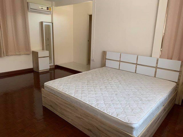 บ้านเดี่ยวให้เช่าซอยวัฒนานิเวศน์-7-สามเสนนอก-2ชั้น-48-ตรว-2นอน-2-น้ำ-35000ต่อเดือน