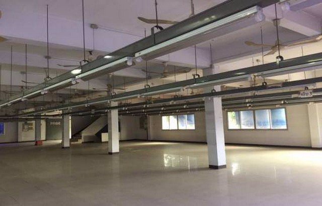 ให้เช่าและขายโรงงานย่านราษฎร์บูรณะ48-เนื้อที่-300ตรว-พื้นที่ใช้สอยประมาณ-2800ตรม-เช่า-2แสน-ขาย-65ล้