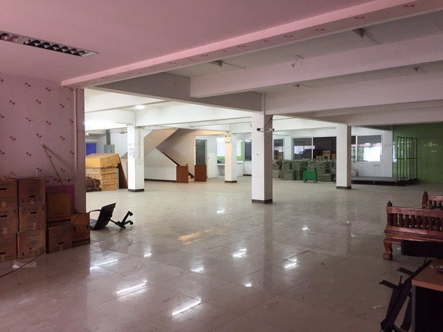 ให้เช่าและขายโรงงานย่านราษฎร์บูรณะ48-เนื้อที่-300ตรว-พื้นที่ใช้สอยประมาณ-2800ตรม-เช่า-2แสน-ขาย-65ล้