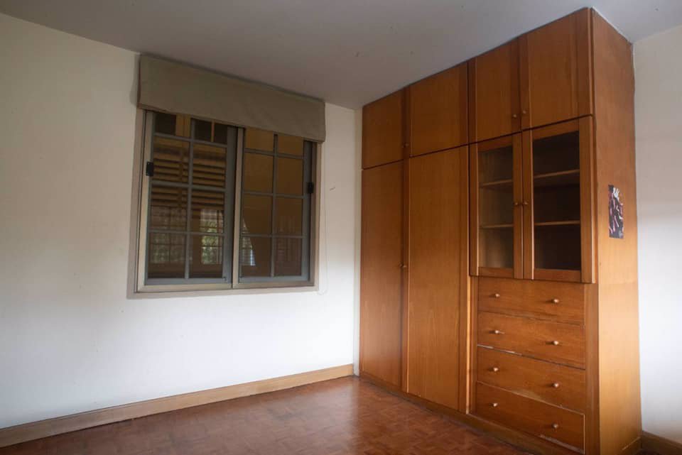 ให้เช่าทาวน์เฮ้าส์สุขุมวิท38-ใกล้รถไฟฟ้าบีทีเอส-4ชั้น-3นอน-4น้ำ-ให้เช่า-65000-ต่อเดือน