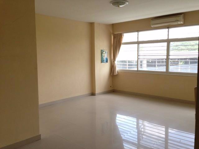 ให้เช่าอาคารขนาดใหญ่บนที่ดิน-3ไร่-ใกล้สถานีรถไฟฟ้าแบริ่ง-ลาซาล53-พื้นที่ใช้สอย-2000ตรม-280000-ต่อเ