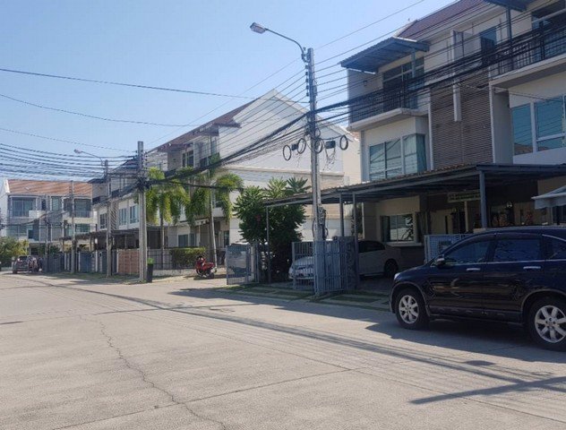 ขายทาวเฮ้าส์-3ชั้น-บ้านใหม่1-พระราม2-พุทธบูชา-ซอยพุทธบูชา36-เนื้อที่-21ตรว-3นอน-3น้ำ-ขาย-2900000บาท