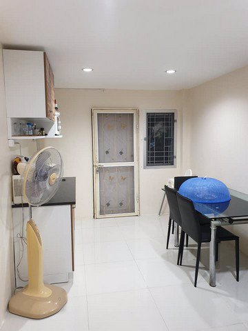 ขายทาวน์เฮ้าส์หมู่บ้านสินทวีเทียนทะเล1-ซเทียนทะเล-20-เนื้อที่-32ตรว-4นอน-2น้ำ-ใกล้เซ็นทรัลพระราม