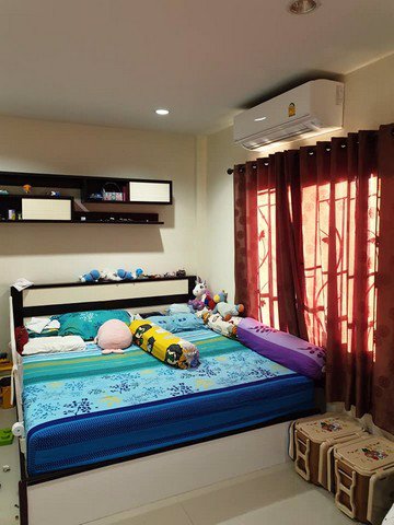 ขายทาวน์เฮ้าส์หมู่บ้านสินทวีเทียนทะเล1-ซเทียนทะเล-20-เนื้อที่-32ตรว-4นอน-2น้ำ-ใกล้เซ็นทรัลพระราม