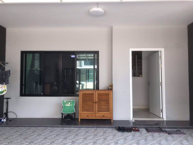 ให้เช่าทาวน์เฮาส์-หมู่บ้านเดอะคอนเนค37-หลักสี่-ดอนเมือง-2ชั้น-21-ตรว-3นอน-2น้ำ-หน้าสนามบินดอนเมือง1