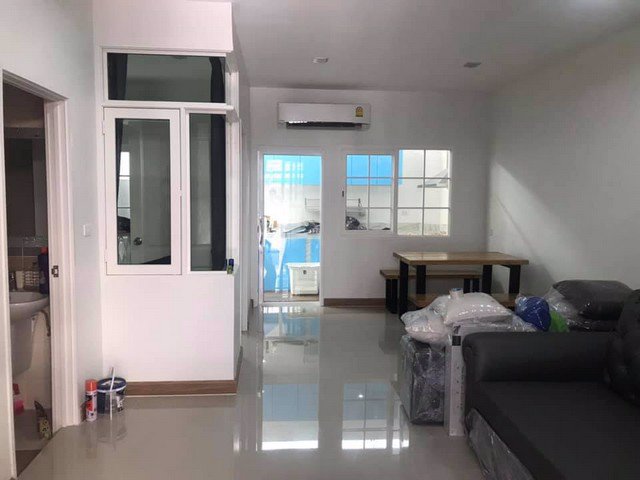 ขายทาวน์โฮมโกลเด้นทาวน์-ลาดพร้าว-เกษตรนวมินทร์-2ชั้น-4นอน-3นอน-21ตรว-36ล้าน