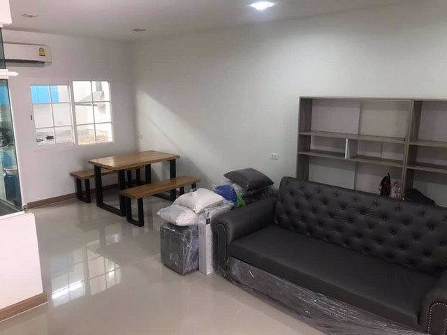 ขายทาวน์โฮมโกลเด้นทาวน์-ลาดพร้าว-เกษตรนวมินทร์-2ชั้น-4นอน-3นอน-21ตรว-36ล้าน