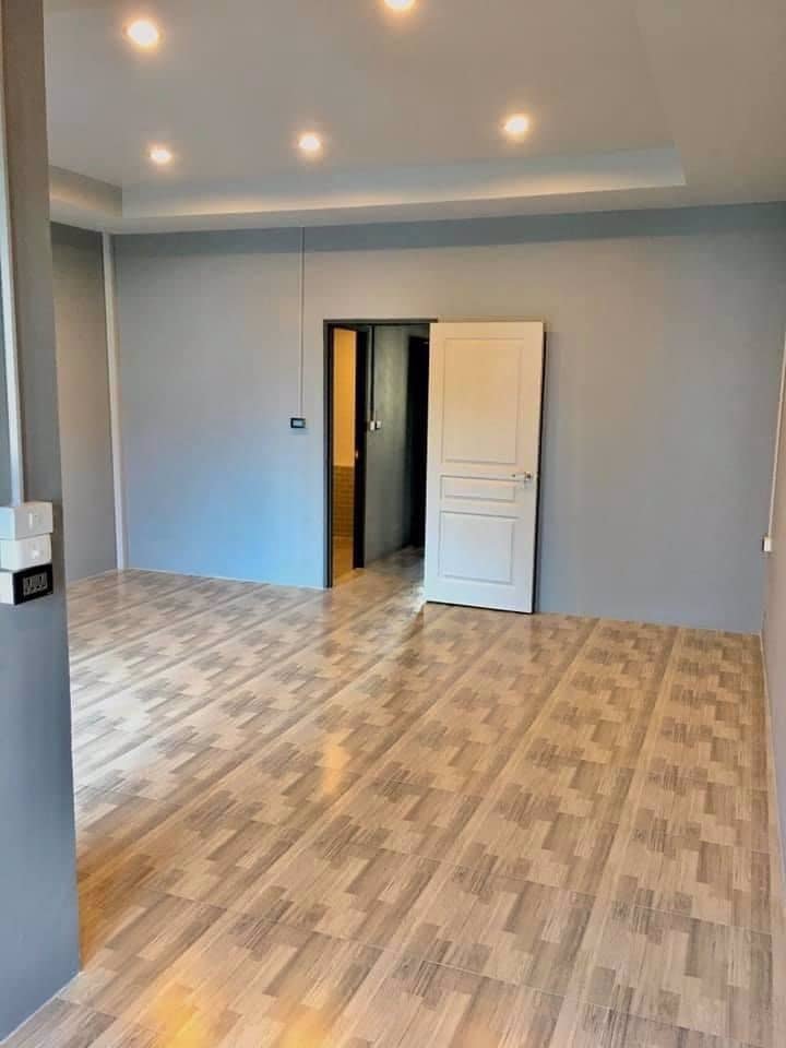 ให้เช่าทาวน์โฮม-โฮมออฟฟิศกลางเมืองลาดพร้าว-3ชั้น-31ตรว-180ตรม-4นอน-3น้ำ-30000ต่อเดือน