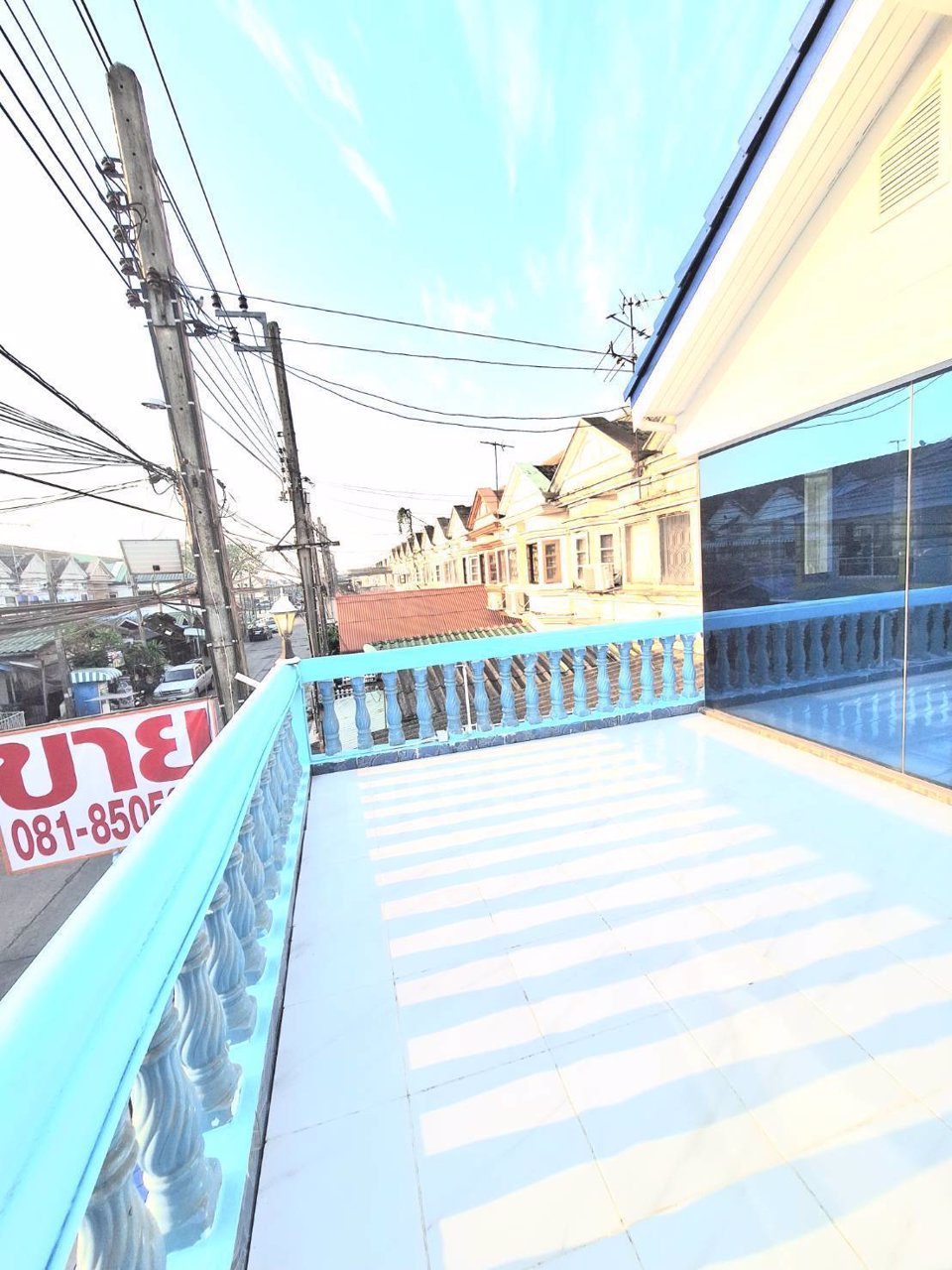 ขายทาวน์เฮ้าส์-หมู่บ้านทาวน์แอนด์คันทรี-หนองจอก-ต่อเติมใหม่-เดินทางสะดวก