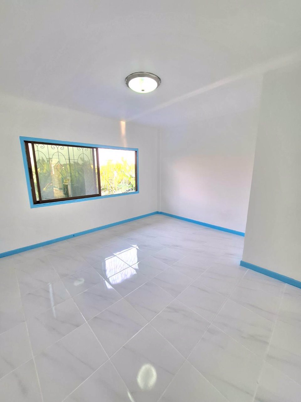 ขายทาวน์เฮ้าส์-หมู่บ้านทาวน์แอนด์คันทรี-หนองจอก-ต่อเติมใหม่-เดินทางสะดวก