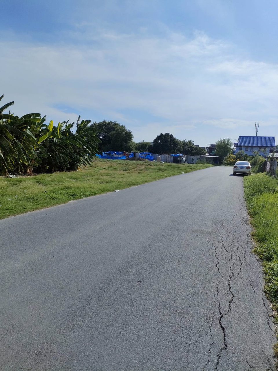 ให้เช่าที่ดินเปล่าถมแล้วในถนนนวลจันทร์-กรุงเทพมหานคร