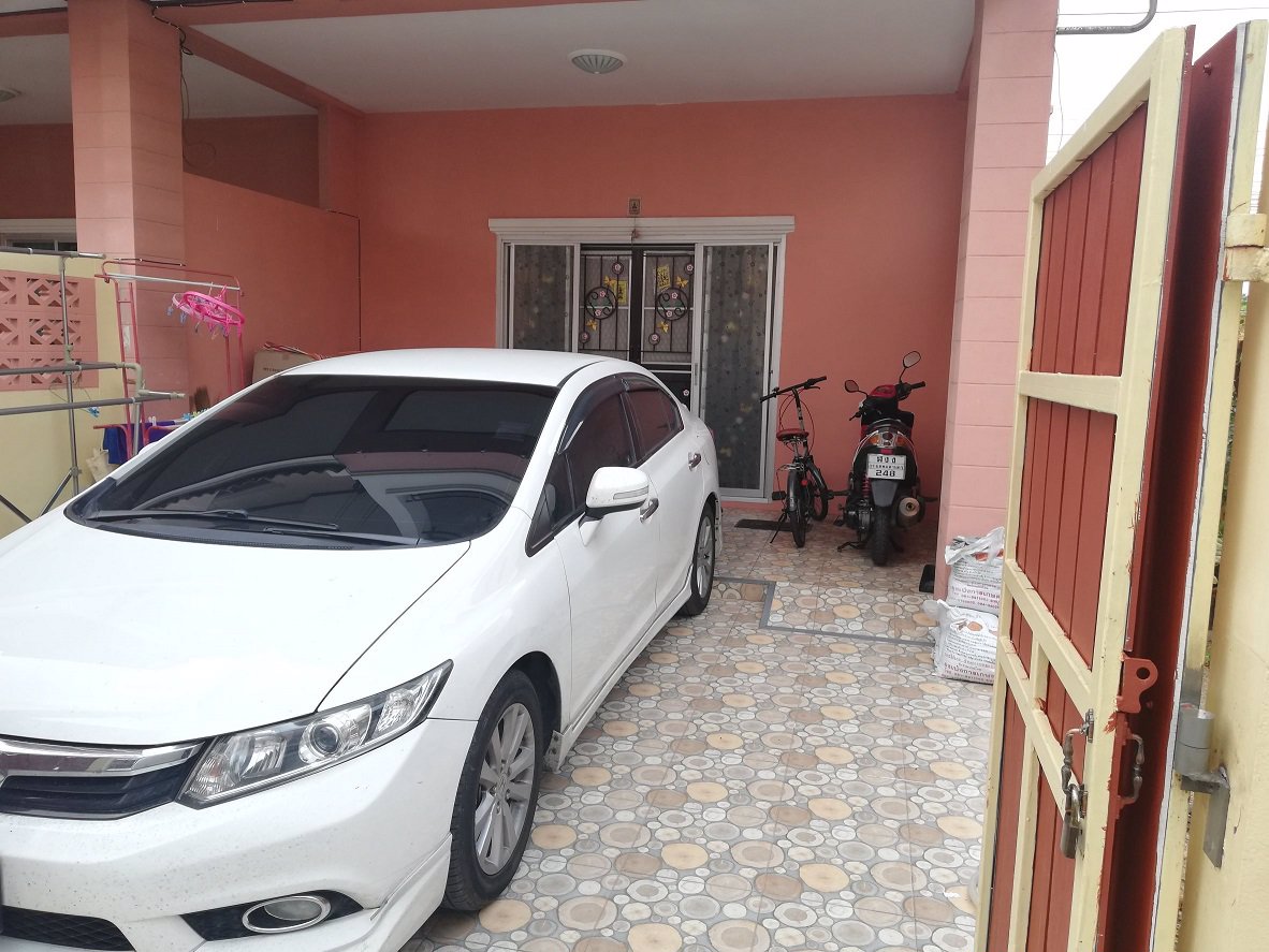 ขายบ้านทาวน์เฮ้าส์หมู่บ้านมณฑล-5-tel092-426-5282