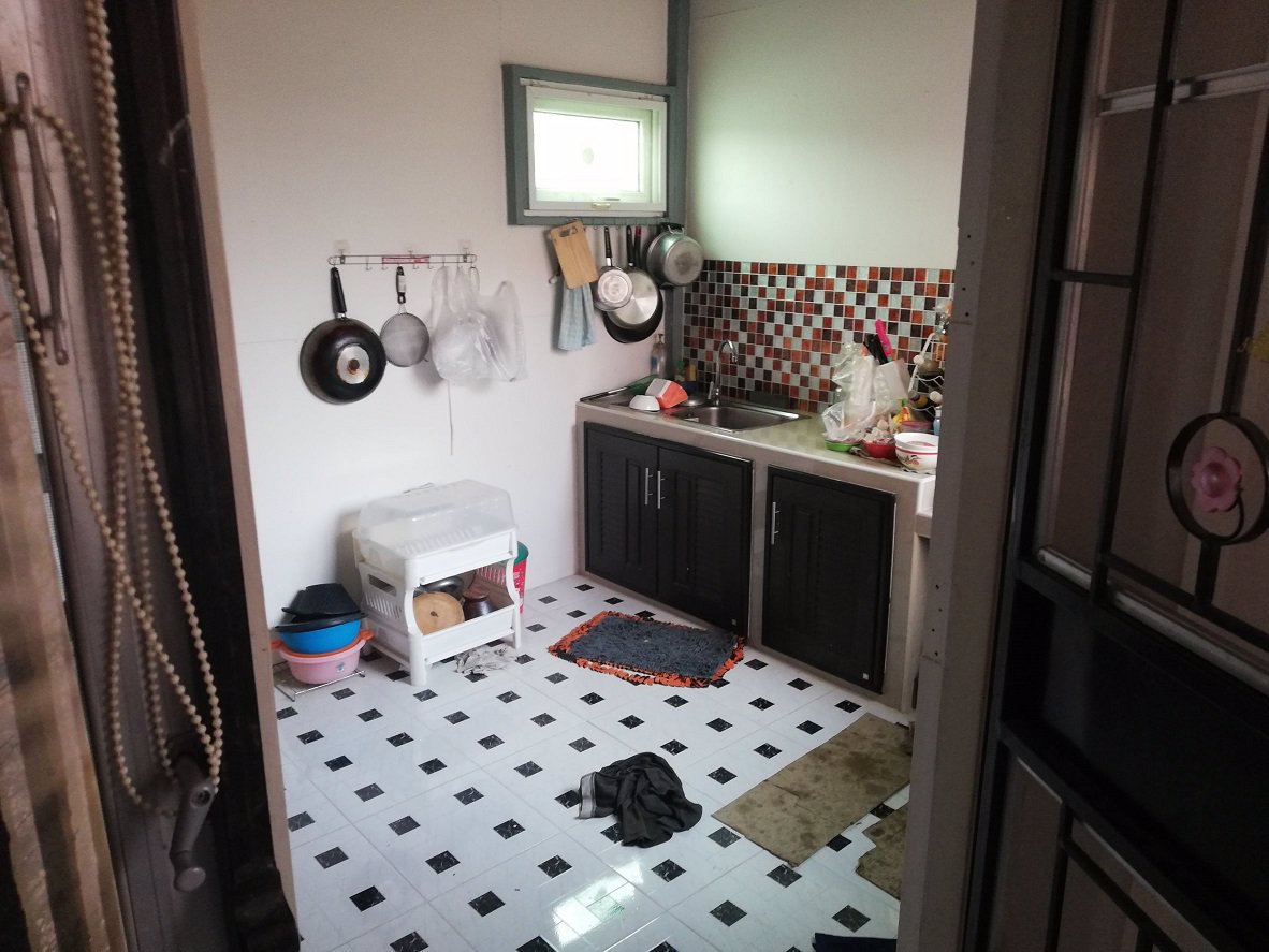 ขายบ้านทาวน์เฮ้าส์หมู่บ้านมณฑล-5-tel092-426-5282