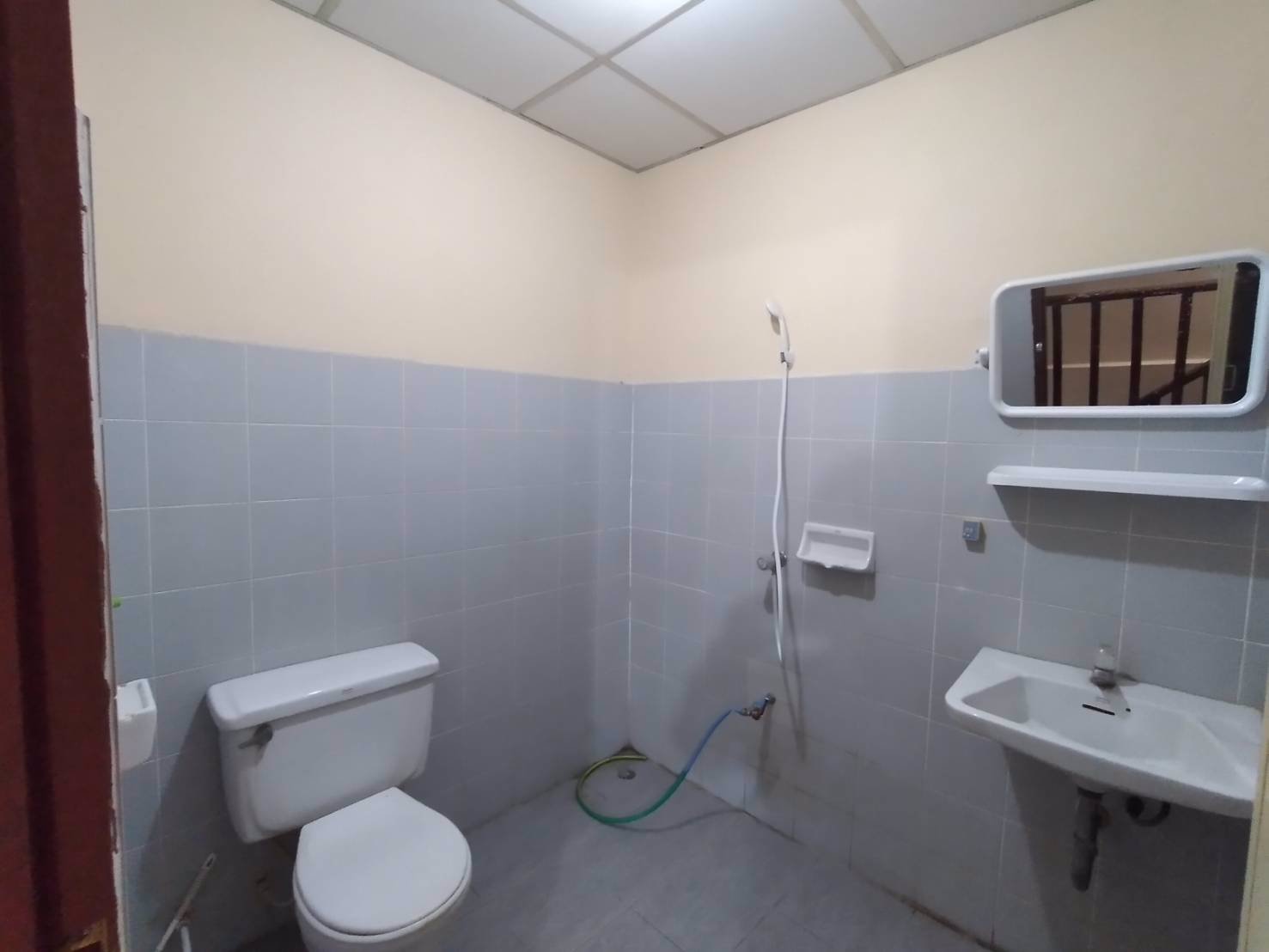 ขายทาวน์เฮ้าส์มร่มรื่น-tel094-045-7914064-974-1695