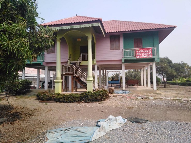ขายบ้านพร้อมที่ดิน-อลาดหลุมแก้ว-tel092-426-5282