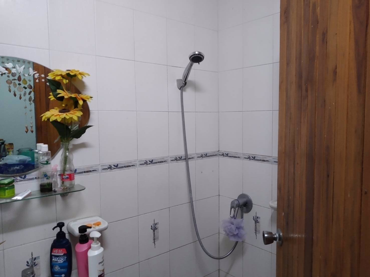 ขายทาวน์เฮ้าส์มร่มรื่นtel094-045-7914064-974-1695