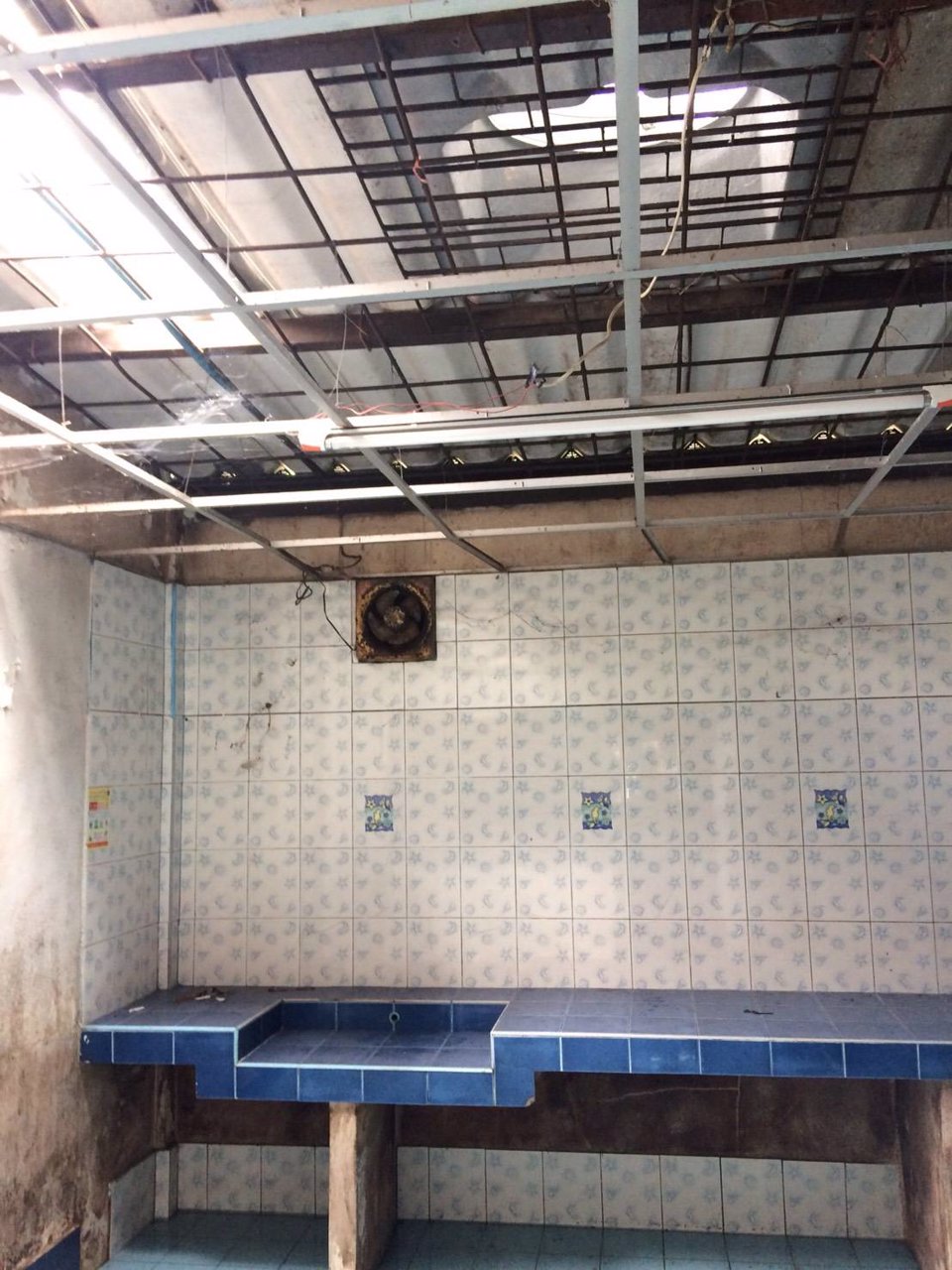 ขายทาวน์เฮ้าส์ซอยเพชรเกษม94-tel094-045-7914064-974-1695