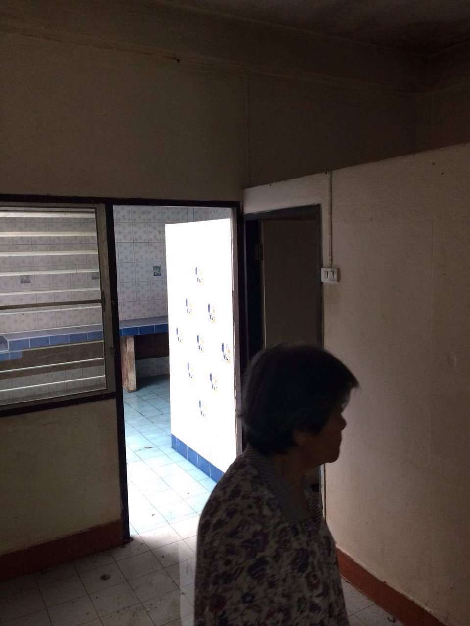 ขายทาวน์เฮ้าส์ซอยเพชรเกษม94-tel094-045-7914064-974-1695