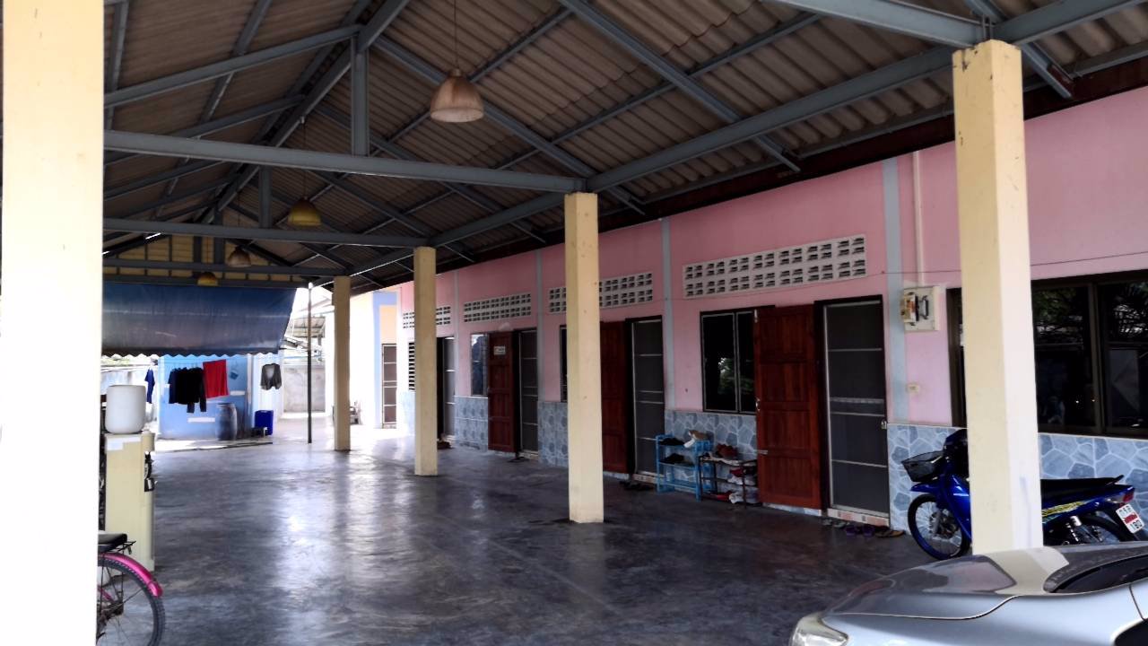 ขายบ้านทาวน์เฮ้าส์ชั้นเดียว-อเมืองสมุทรสาคร-tel094-045-7914064-974-1695