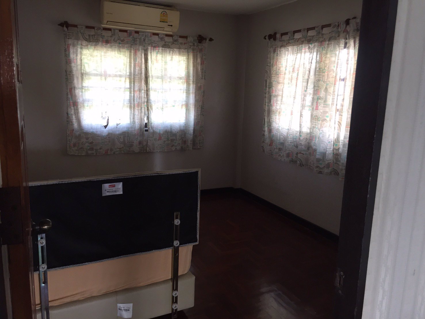 ขายบ้านเดี่ยว-ประชาอุทิศ92-tel099-047-6444064-951-4296