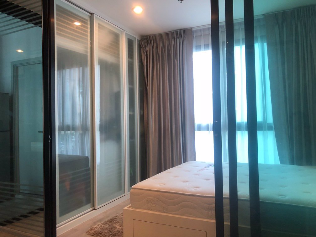 ขายคอนโด-ไอดิโอ-โมบิ-จรัญ-อินเตอร์เชนจ์-ideo-mobi-charun-interchange-บางกอกน้อย-กรุงเทพมหานคร